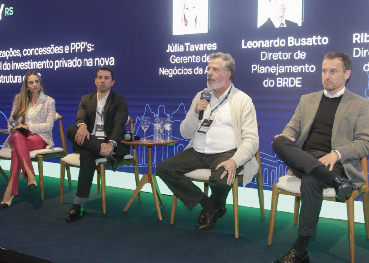Representantes da CEEE Equatorial, BRDE e Aegea discutiram o tema no evento Buy RS