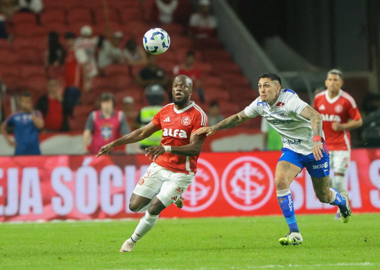 Caso saída seja confirmada, Colorado vai economizar cerca de R$ 13 milhões