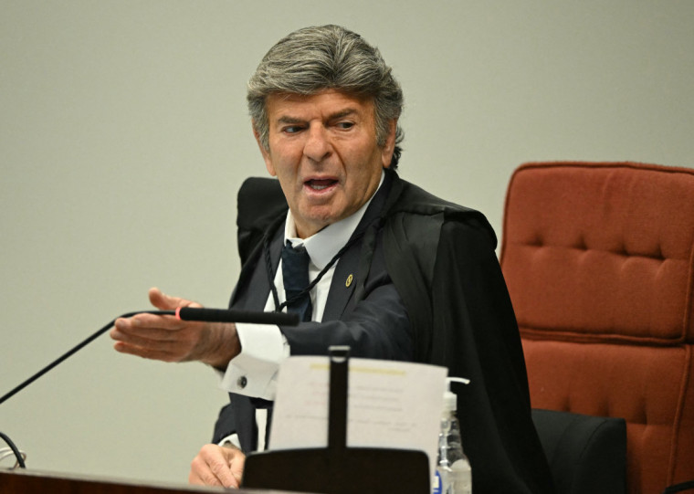 Para Fux, a manutenção do caso no STF ofende o principio do juiz natural e da segurança jurídica