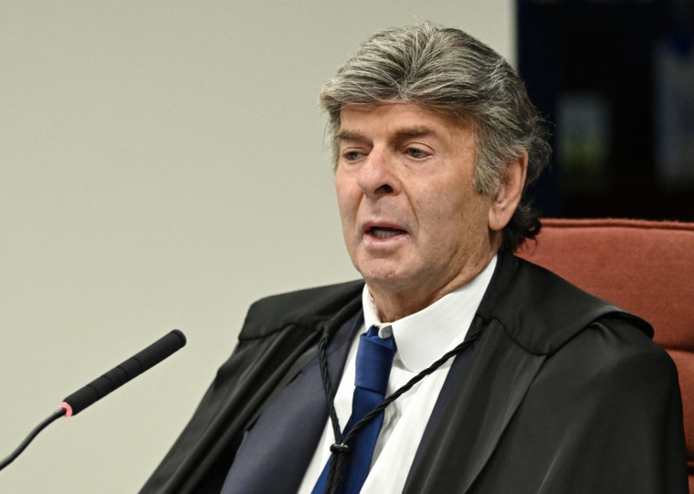 O magistrado votou pela anular o processo por incompetência da corte