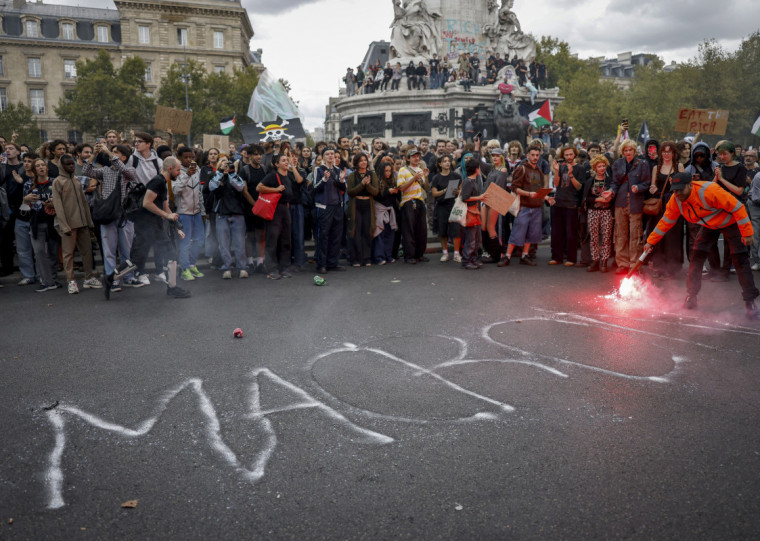 Protestos pareceram até agora ser menos intensos do que outras manifestações durante o governo Macron