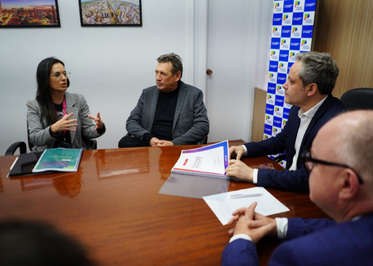 Iniciativas do Instituto Aliança Empresarial foram apresentados para Pedro Almeida