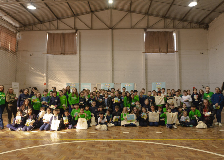  Escola Estadual de Ensino Médio Elisa Tramontina, da cidade de Carlos Barbosa, está entre as contempladas com a iniciativa da Santa Clara