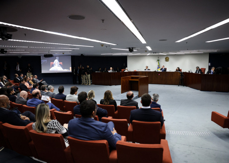  A decisão pelas condenações deve levar mais tempo para ser publicada, devido à extensão dos votos dos ministro