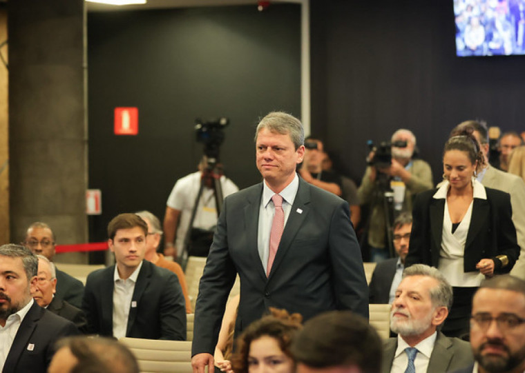 O próprio Lula vem repetindo que Tarcísio será o candidato do centrão no ano que vem