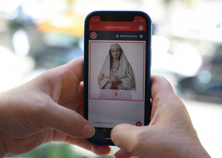 Diella é um bot gerado por inteligência artificial que foi nomeada ministra na Albânia
