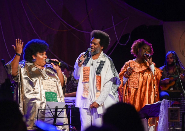 Entre as atrações da 4ª edição do evento, que celebra a diversidade cultural e a ancestralidade negra, está o grupo Sambas de Protesto e a cantora carioca N.I.N.A