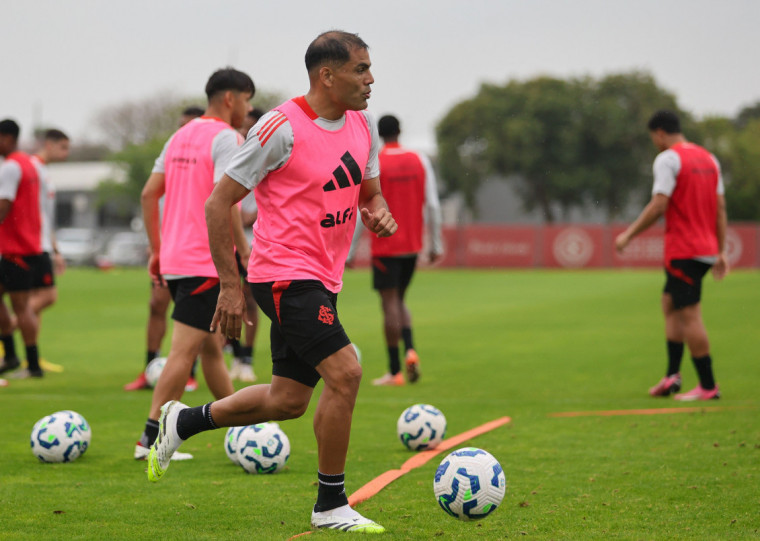 Gabriel Mercado pode ser a surpresa na escalação para o clássico