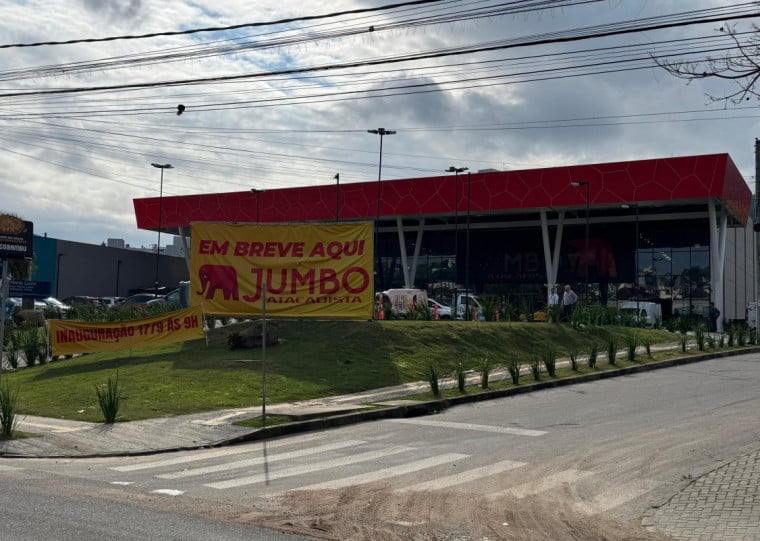 Bandeira Jumbo, do grupo Max Center, abre segunda loja e primeira em Porto Alegre