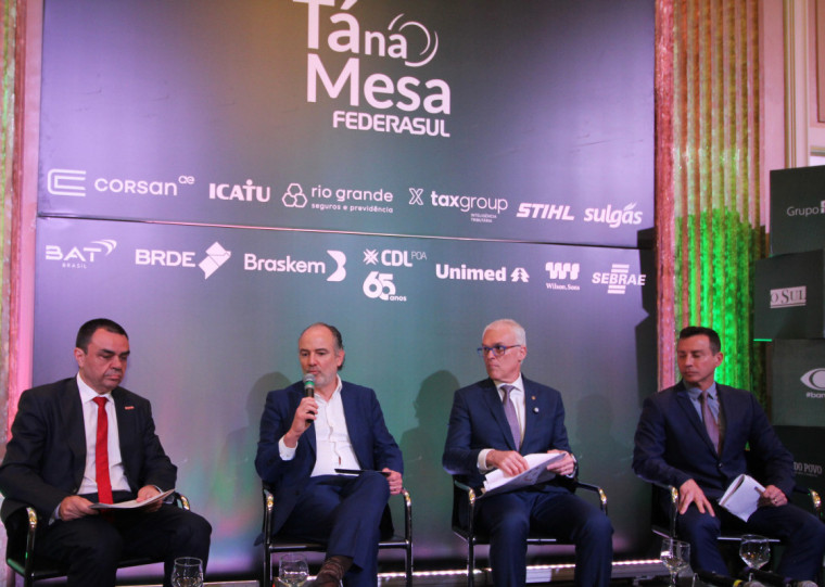 Tá na Mesa desta quarta debateu o tema "Lei, Jurisprudência e Impunidade nos crimes violentos"