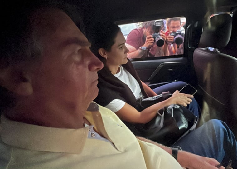 Em casa, o ex-presidente poderá receber os filhos, mas sob os mesmos horários e regras da Papudinha