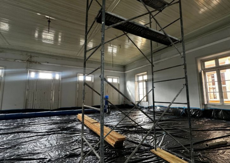 Obra prevê a substituição de telhado, tesouras e forro, além de trabalhos de pintura e adequações estruturais para conter danos causados por cupins | Patricia Porciuncula/Especial/Cidades