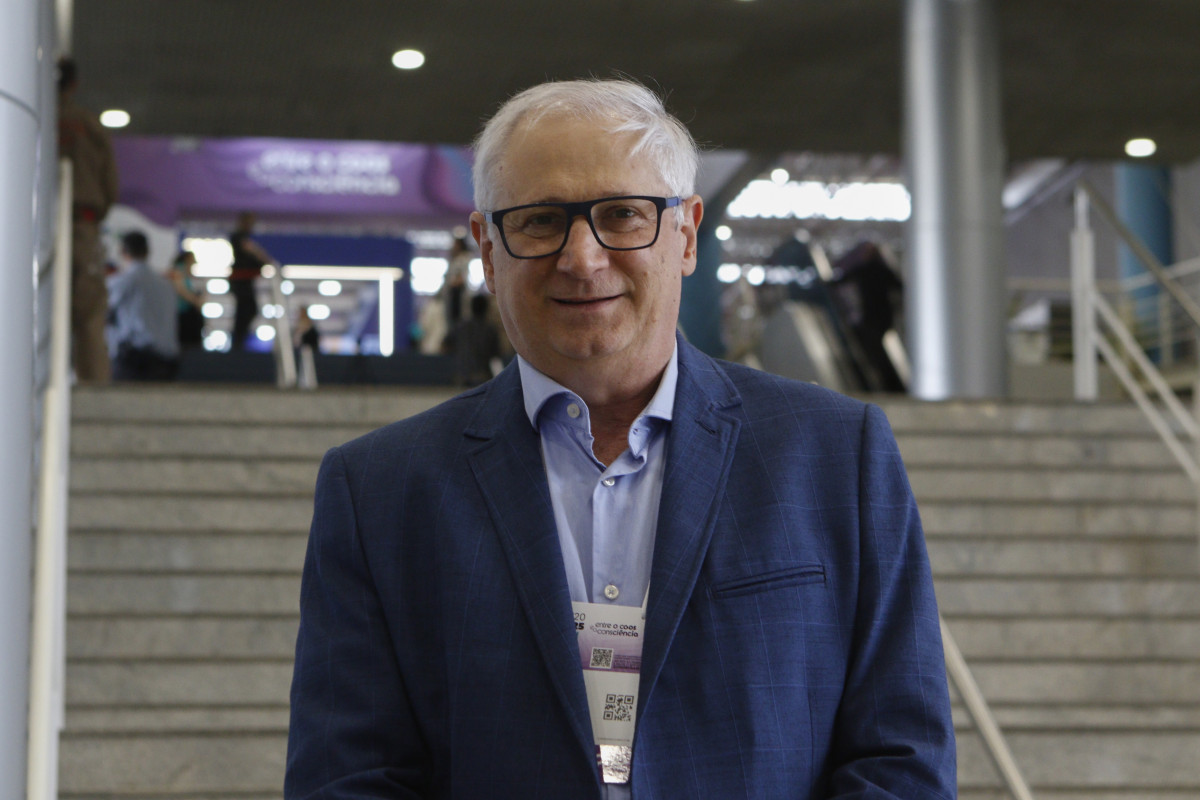 Pedro Fagherazzi, presidente da ABRH-RS, afirma que "A inteligência artificial não é ondinha, ela é uma tsunami " | BRENO BAUER/JC