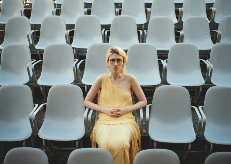 Apresentação gratuita antecipa o novo disco da cantora porto-alegrense