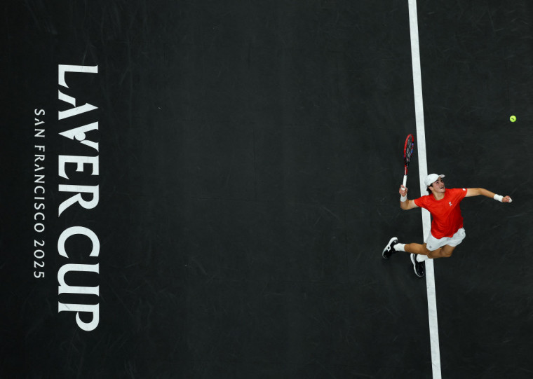 No post em que anunciou os confrontos de hoje, a organização da Laver Cup recebeu muitas críticas de torcedores brasileiros em relação à ausência de Fonseca