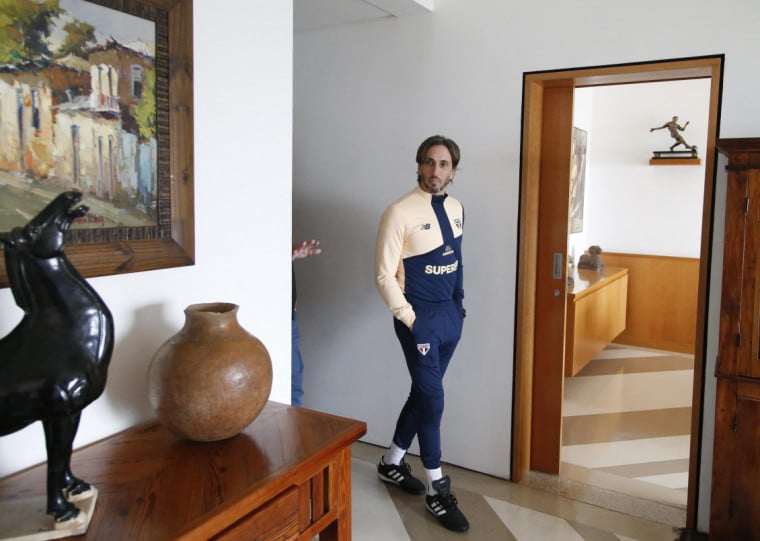 Argentino Zubeldia é o nome forte para assumir o comando técnico colorado