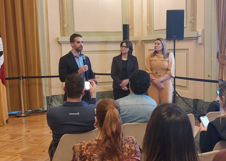 Em sua fala, Leite considerou articulação pela recriação da pasta um exemplo de "boa política"