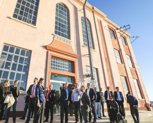 Melo acompanha visita técnica da União à Usina do Gasômetro