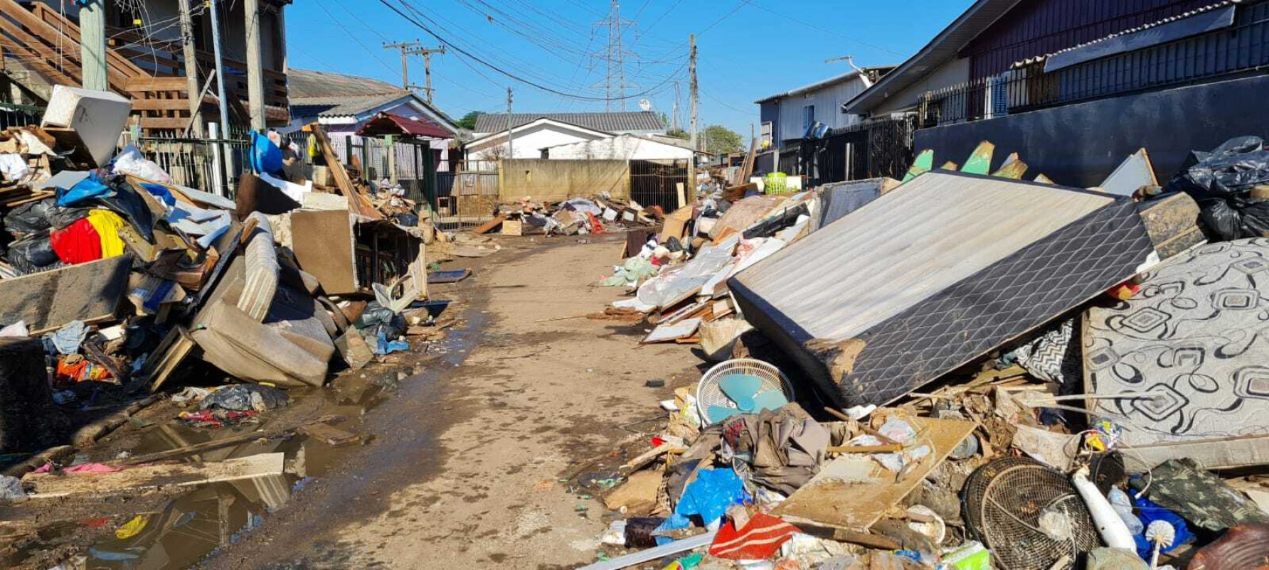 A Rua do Povo, na Vila Aparecida, foi o local mais afetado pelas cheias de 2024 | Associação Comunitária Nossa Vila Aparecida/Divulgação/JC