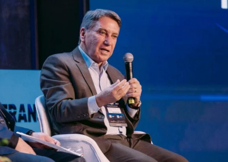 Ex-governador gaúcho defende que o Brasil investe muito menos do que deveria em infraestrutura