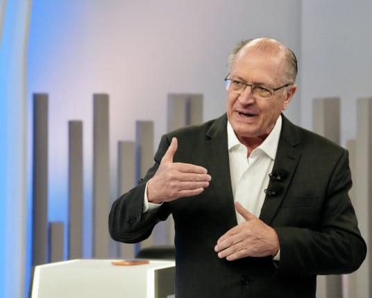 'Estamos otimistas para a conversa entre Lula e Trump', diz Alckmin