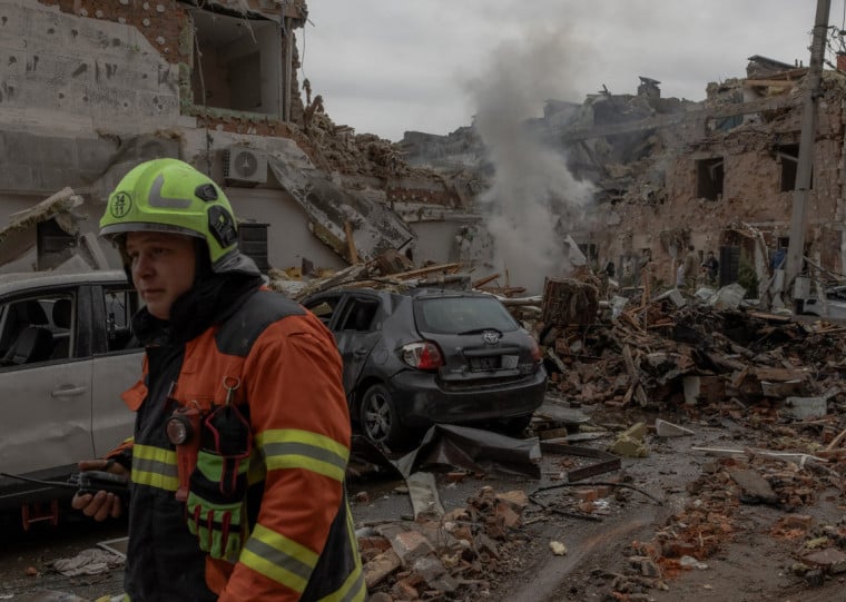 Foram contabilizadas ao menos quatro mortes e mais de 60 feridos em Kiev