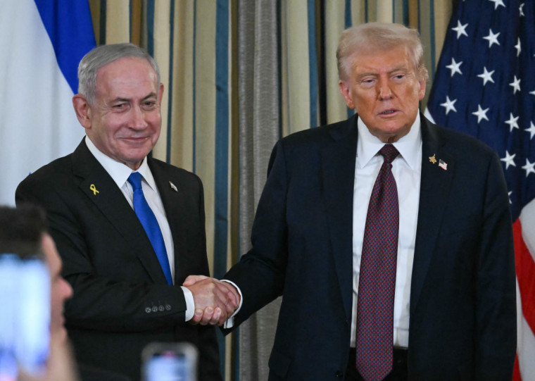 Trump se encontrou com Benjamin Netanyahu na Casa Branca nesta segunda-feira