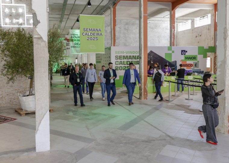 Palestras estiveram lotadas nesta segunda pela manhã; o tempo também colaborou