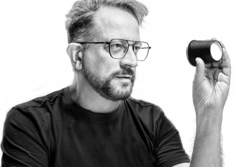 Vocalista do ‘Nenhum de Nós’ lança carreira solo com show nesta quinta


Thedy Corrêa se apresenta no Teatro de Câmara Túlio Piva em duas datas
