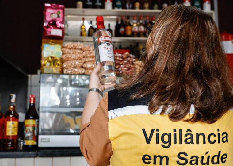 Adulteração de bebidas está sendo investigada em vários estados do Brasil