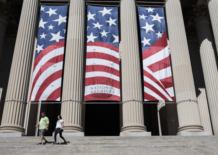 Projeto de lei foi aprovado por 71 votos a 29; agora seguirá para a Câmara