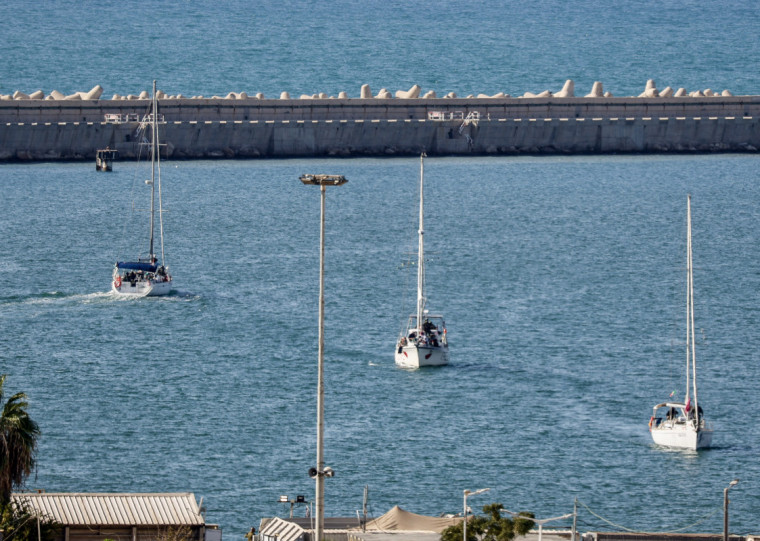 Minist&eacute;rio do Exterior israelense disse que nenhuma embarca&ccedil;&atilde;o conseguiu furar o bloqueio