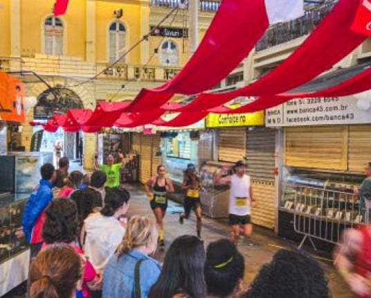 Meia Maratona do Mercado Público reúne participantes de 18 estados