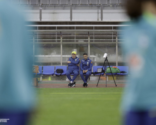 Ancelotti vê setor problemático se esfacelar antes mesmo de apresentação
