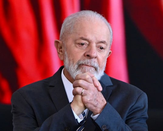 Lula sanciona aumento de pena por venda de bebida alcoólica a menores