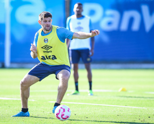 Grêmio faz reunião na CBF para tratar de polêmicas de arbitragem