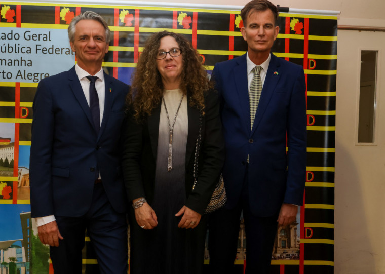 Uwe Recht, Martina Wolf-Melgar e o cônsul-geral Marc Bogdahn