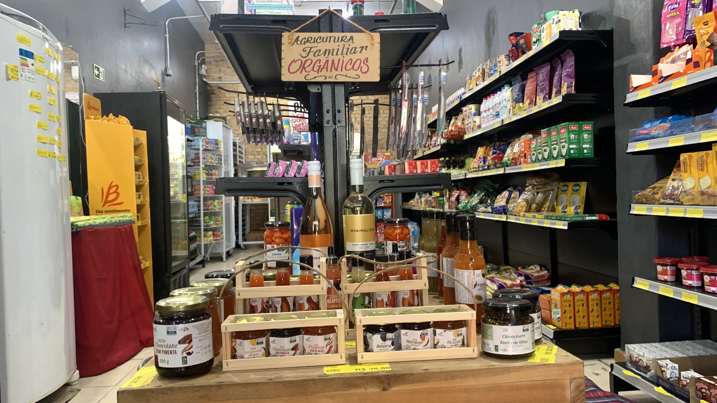 O Mercatto Garibaldi conta com um cantinho da agricultura familiar, dedicado a produtos artesanais | DENER PEDRO/ESPECIAL/JC