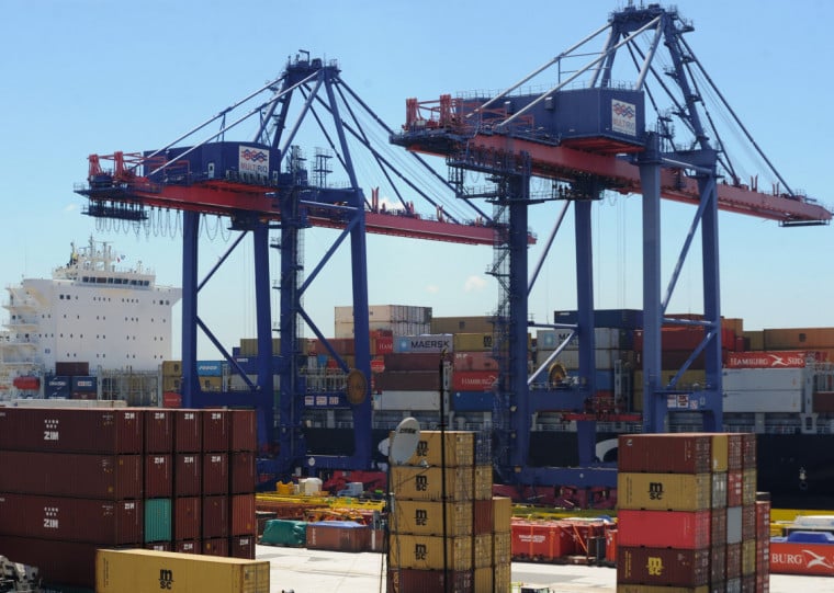 Do total de 168 ramos que exportam para os EUA, 128 (76%) registraram queda na receita