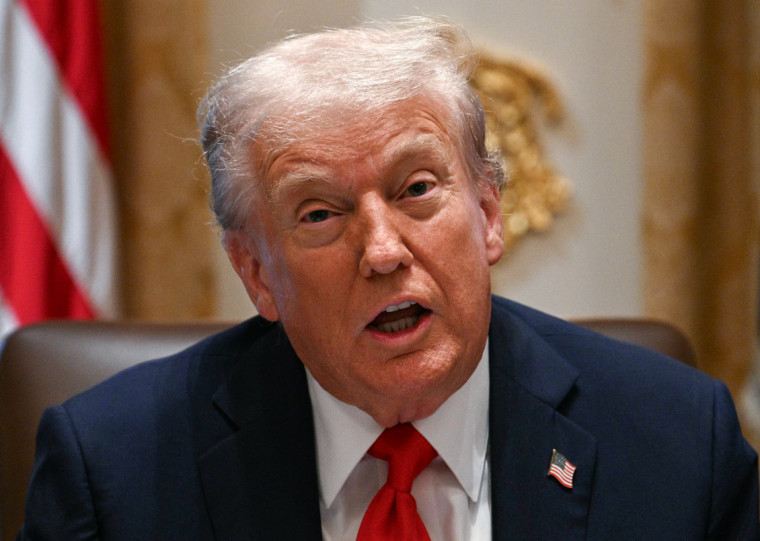 Trump acredita que os reféns devem ser liberados entre segunda e terça-feira