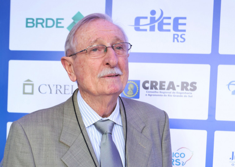 Sócio-administrador da Cauduro, Flávio Cauduro, participou do evento do Mapa Econômico do RS em Cruz Alta, no dia 9 de outubro