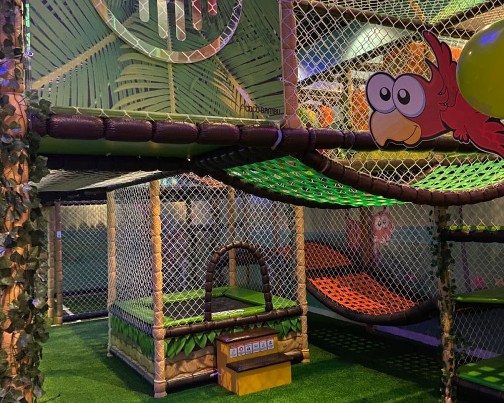 O Coco Bambu, do Shopping Iguatemi, conta com área para crianças | CocoBambu/Divulgação/JC