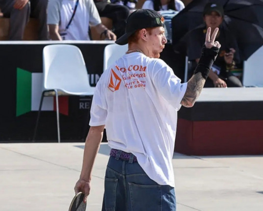 Giovanni Vianna conquista prata na etapa de Roland Garros da SLS