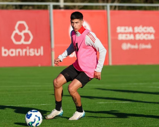 Alan Rodríguez treina e pode reforçar o Inter contra o Mirassol