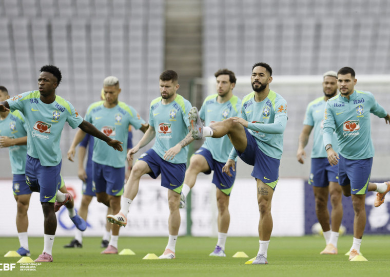Bruno Guimarães, Casemiro e Vini Jr seguem entre os titulares em Tóquio