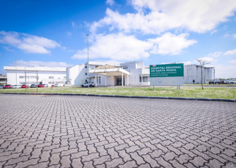 Instituição conta com 100 leitos ativos, sendo 20 de UTI adulto geral, 40 cirúrgicos e 40 clínicos e é referência para 44 municípios