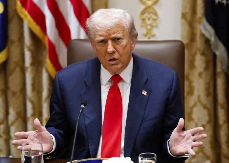 Um tribunal federal de apelações se recusou a suspender a ordem do juiz