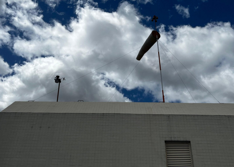 Equipamento foi instalado em um dos pontos mais altos da região central da cidade