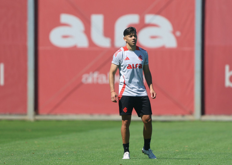 Com mais espaço desde a chega de de Ramón Díaz, Romero deve começar a partida