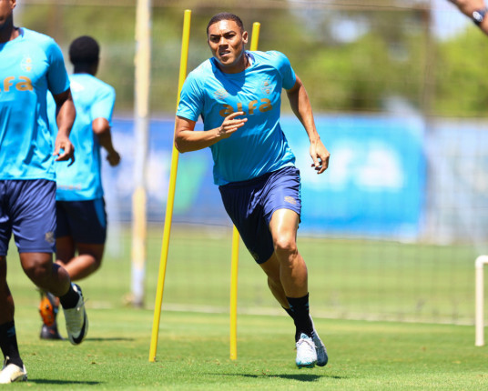 Sem Kanemman e Marlon, Grêmio recebe o São Paulo na Arena